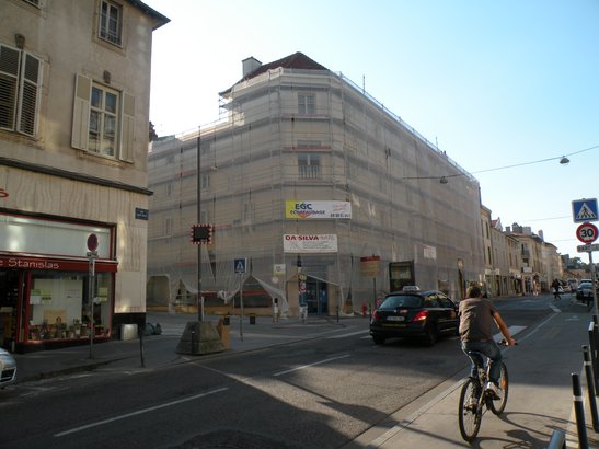  Immeuble en cours de rénovation, rue Saint-Dizier